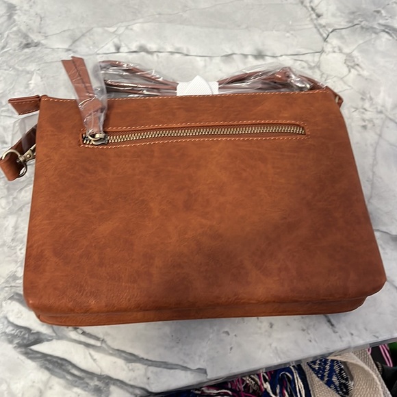 “Paula” Crossbody - Picture 4 of 4